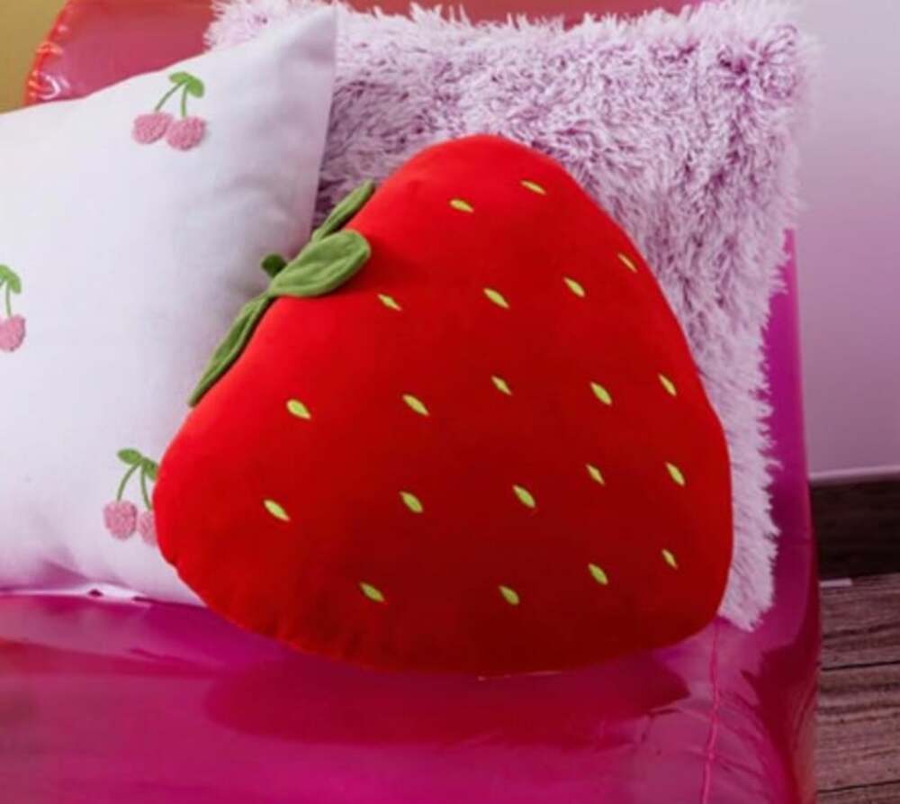 Room 2 Room Super Soft Strawberry Plush Pillow NEW